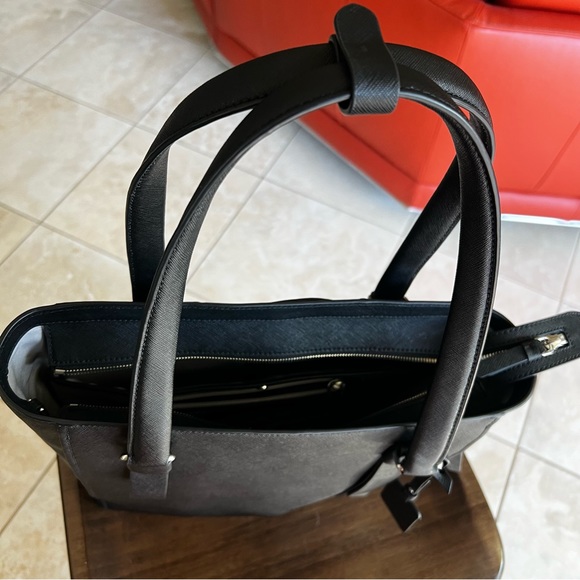 TUMI saffiano leather black tote bag - Picture 5 of 11